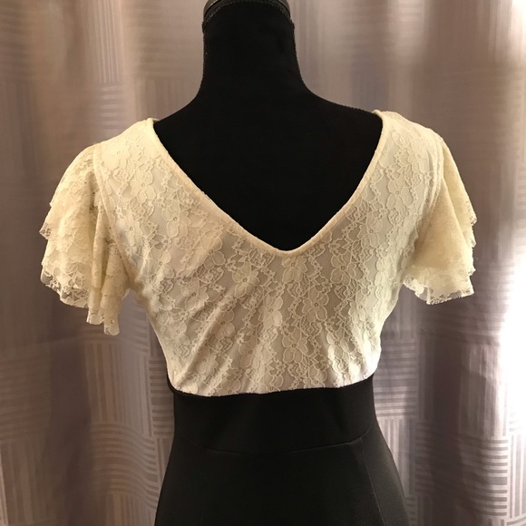 Fitted, LaceyTop Dress - Picture 4 of 7